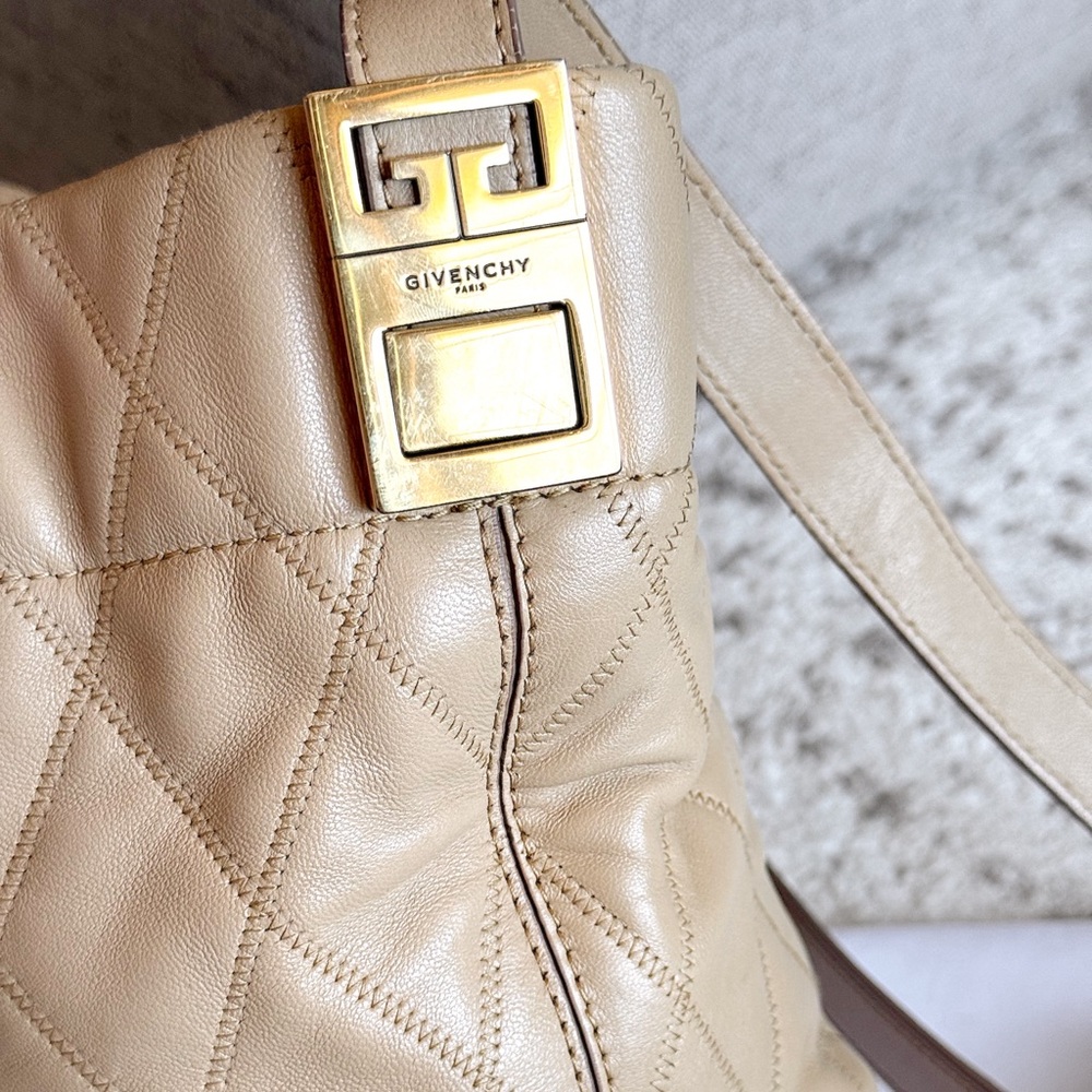GIVENCHY Beige Nude Quilted Leather Mini GV Bucket Bag shoulder purse - Picture 9 of 15